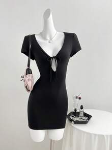 Elamini Deep V-Neck Tie Waist Black Mini Dress, Casual For Spring/Summer - Black - View 3