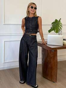 DAZY Bộ đồ denim nữ cổ tròn không tay gồm áo ba lỗ ngắn và quần jeans lửng, phong cách thường ngày năng động, phù hợp với cuộc sống thành thị. - Rửa tối - Xem 6