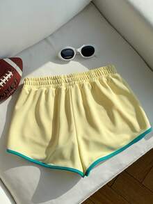 Comfortcana 女士字母印花抽绳腰带口袋休闲短裤 - 黃色 - 查看 2