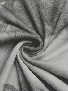 Sweetra 大码休闲浪漫扎染印花褶皱连衣裙和纯色长袖罩衫两件套 - 黑色 - 查看 3