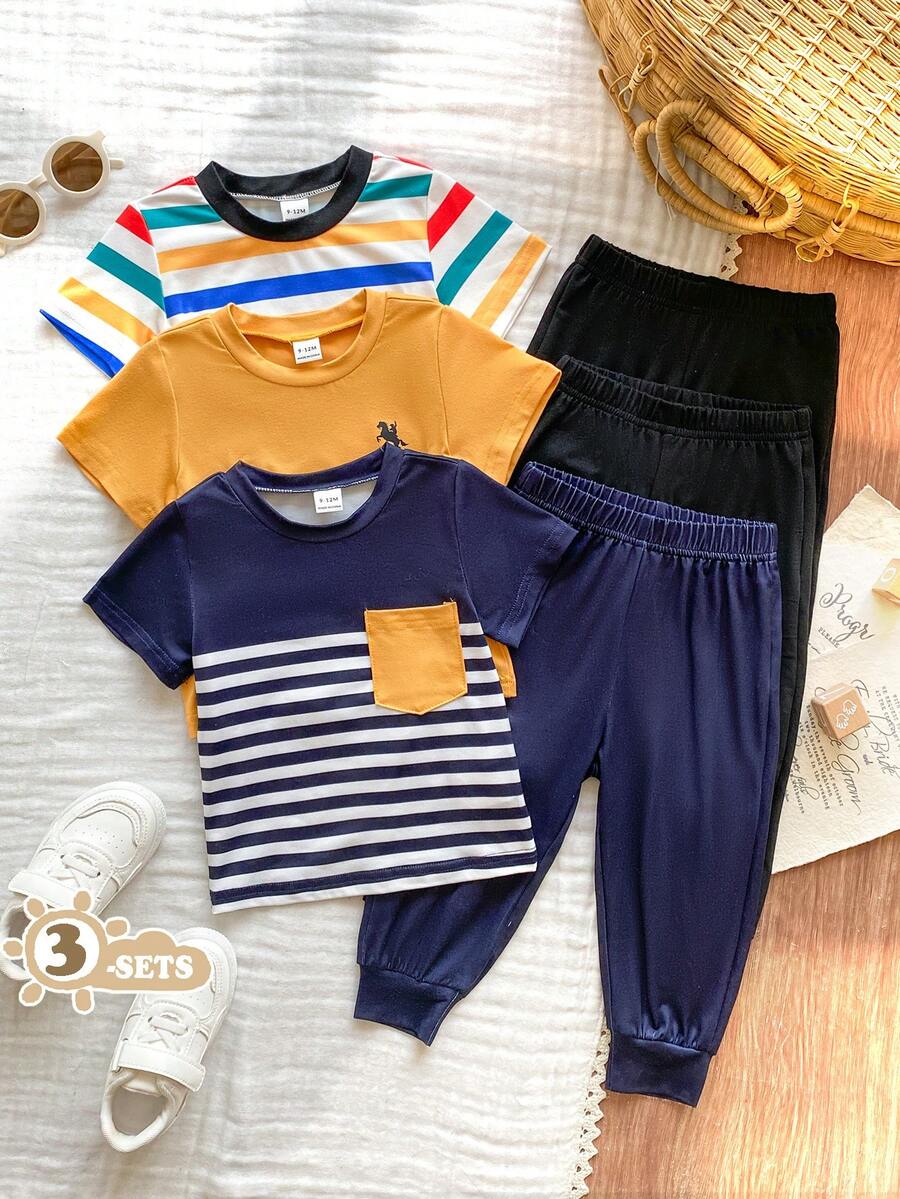 SHEIN Vintaside Kids 男童六件套，包含一件夏季多色宽松圆领短袖T恤上衣和一条锥形裤。款式舒适休闲，百搭时尚，兼具街头潮流感。采用针织面料制成。三件T恤分别为彩虹条纹、纯色马匹印花和藏青白条纹口袋款，满足多种搭配需求。适合日常外出、上学、运动和居家休闲等场合。