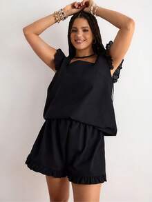 Freevana Setelan Gaya Bohemian Ukuran Besar, Atasan Leher Persegi dengan Hiasan Ruffle + Celana Pendek, Pakaian Kasual 2 Potong dengan Potongan Longgar untuk Musim Panas - Hitam - View 4