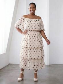 Rochie midi elegantă ELLERISSA Curve cu mai multe straturi, în nuanțe de buline bej, cu umerii goi și volane, rochie casual, ținute de vară, rochie de petrecere, rochii mărime mare pentru femei, ținute de vacanță, ținute de birou, rochie midi cu straturi, rochie pentru invitați la nuntă, rochie vintage retro - Multicolor - Vizualizare 5