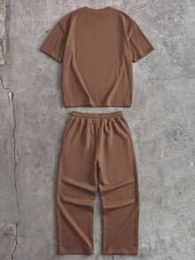 Manfinity Unisex 2 件套男士宽松落肩圆领短袖 T 恤和抽绳腰直筒裤套装夏季服装，舒适服装 - 咖啡棕 - 查看 2
