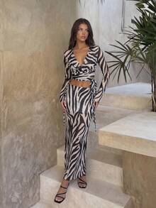 Bonvoyette Women's Fashion Zebra Print Cropped Twist Front Top And Mini Skirt 2 Pieces Set, Suitable For Beach And Vacation, Spring/Summer - Black and White - View 5