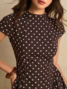 Poéselle Đầm dài nữ thanh lịch họa tiết chấm bi với tay áo kiểu cánh dơi. - màu nâu - Xem 3