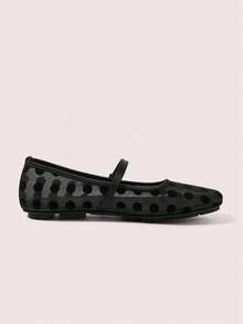 CUCCOO DOLLMOD Sepatu Wanita Modis Ujung Bulat Bordir Bunga Model Mary Jane yang Imut dan Manis - Hitam - View 3