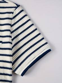 Manfinity Mode 男士短袖条纹纹理面料Polo衫，适合外出、聚会和度假穿着。 - 寶藍色 - 查看 6