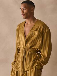 Musero Ajuste relajado, manga larga, bolsillo delantero con parche, hombros caídos, estilo satinado con patrón de rayas, cinturón de lazo en la cintura, esenciales de primavera y verano - Verde Oliva - Ver 4