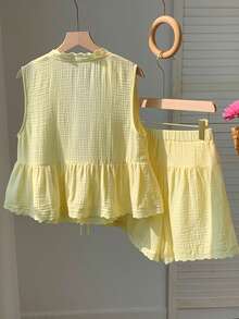 Comfortcana Set casual da donna a 2 pezzi estivo con top senza maniche a tinta unita con annodatura frontale e orlo arricciato e pantaloncini, outfit estivi per donne - Giallo - Visualizzare 2