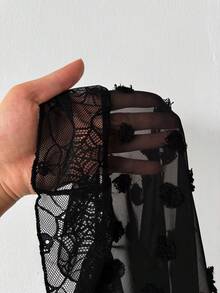 Whyspr 朋克风黑色蕾丝拼接毛球提花女式衬衫 - 黑色 - 查看 8