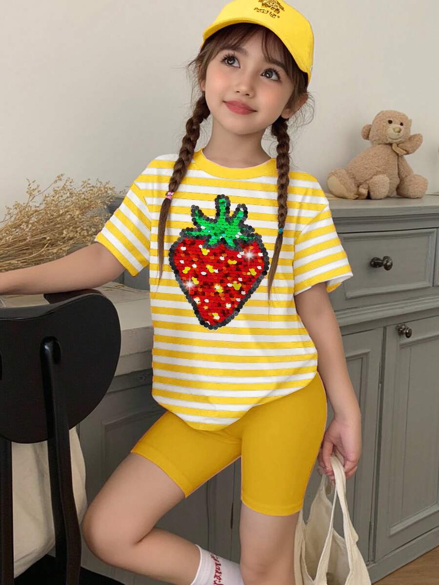 女童休闲复古红色条纹草莓印花短袖上衣和短裤两件套,适合夏日休闲、度假童装、节日氛围,时尚百搭,色彩亮丽,毕业季必备,节日季必备,印花图案 - 彩色 - 查看 1