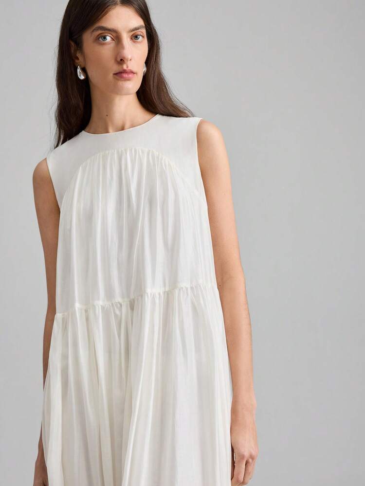 2026SS New Women's Summer Extra Long Ruffle V-Neck Slip Dress, Fashionable Urban Romantic Vacation, Island Resort Party Elegant Loose Comfortable Wide Skirt Vacation Dress, Women's Casual Dress, Spring/Summer New Apparel