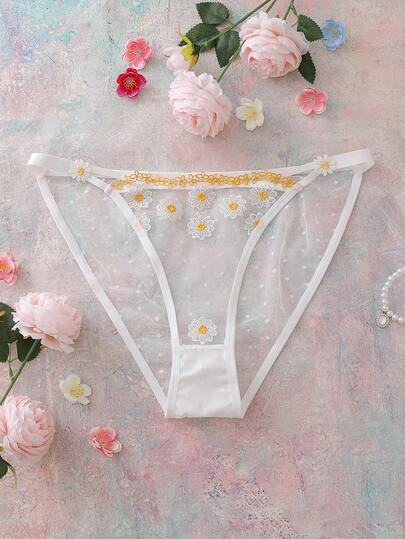 Plus Size Romantic Floral Embroidered Mesh Patchwork Sheer Contrast Color Panties