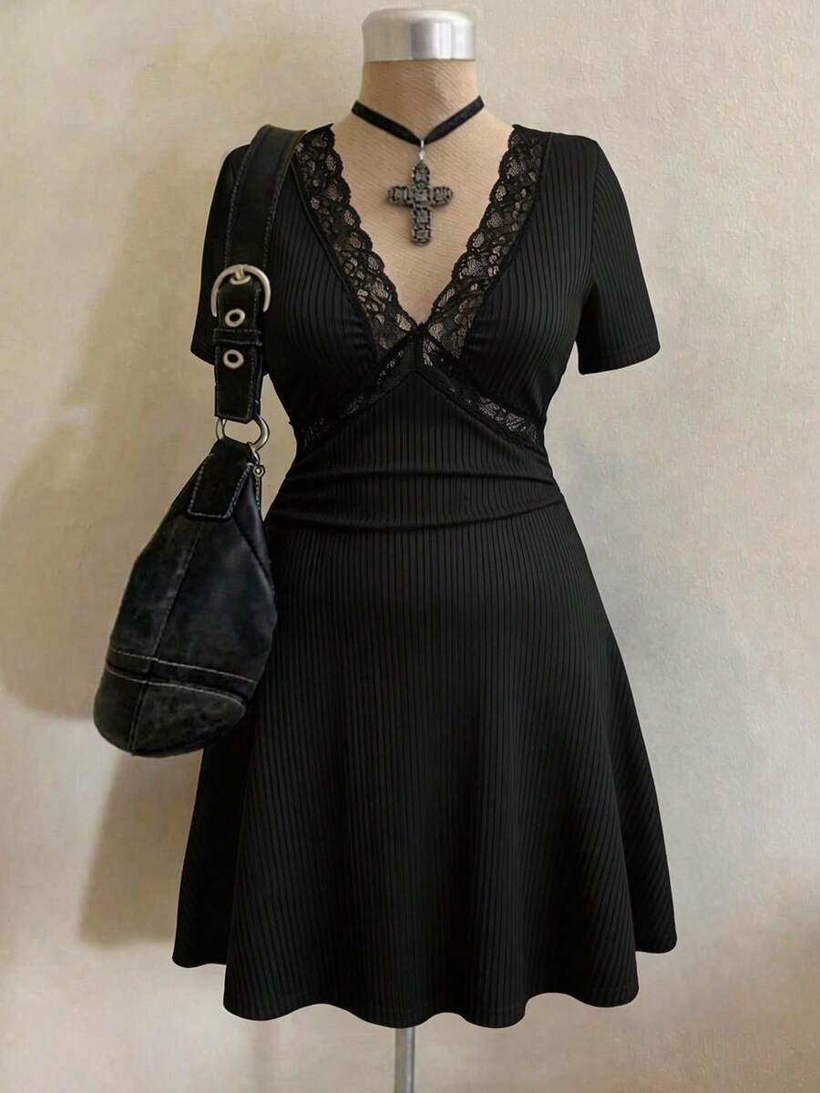 Sunspun Đầm cỡ lớn dành cho nữ, cổ chữ V, chất liệu vải voan mỏng, phối ren và họa tiết. - màu đen - Xem 1