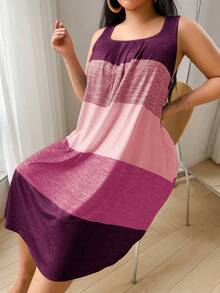 SHEIN Gaun Tidur Santai Kasual Wanita Ukuran Besar dengan Motif Patchwork Warna-warni - Red Violet - View 5