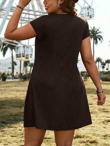 SHEIN EZwear Plus Size Brown Round Neck Casual Short Sleeve Mini Dress, Summer - Brown - View 2