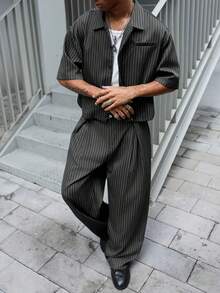 Manfinity EMRG 男士休闲街头风短袖上衣长裤套装。街头服饰，朋友，情侣装，宽松版型，男士，印花，日系风格，男女皆宜，我爱我的女朋友 - 黑色 - 查看 3