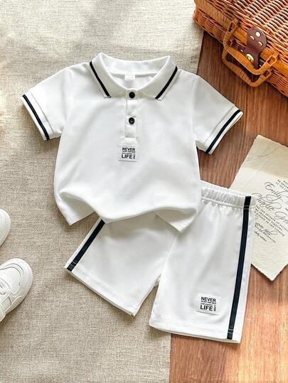 SHEIN Baby Boy 2pcs Casual Adorable Bear Embroidered Badge Irregular Striped Short Sleeve Polo Shirt And Shorts Set, Suitable For Summer