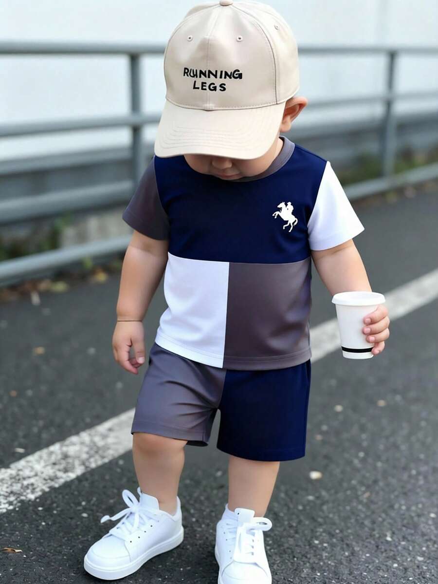 SHEIN Playful Pals 男婴休闲Logo撞色印花圆领短袖T恤和短裤套装（2件套），适合夏季户外穿着 - 彩色 - 查看 1