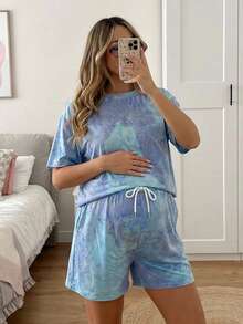 SHEIN 2 piezas Conjunto de camiseta y pantalones cortos de maternidad de verano con estampado de teñido anudado - Multicolor - Ver 1