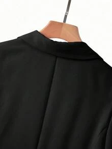 GlowEve CURVE 大码女式时尚通勤优雅派对套装，包含西装外套和印花半裙两件套，商务休闲装 - 黑色 - 查看 3