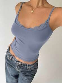Aloruh Top de camisola ajustado con parches de encaje y volantes, versátil para uso diario - Neblina azul - Ver 3