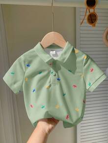 SHEIN 1 件年轻男孩休闲校园风格皇冠印花短袖 Polo 衫，舒适百搭，适合户外玩耍和上学，春夏季 - 薄荷綠 - 查看 1
