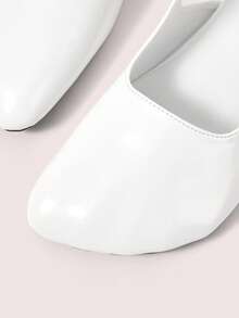 CUCCOO DOLLMOD 女士白色玛丽珍平底闭趾鞋 - 白色 - 查看 5