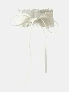 MOTF PREMIUM LACE LACE WHITE LACE BELT - White - View 3