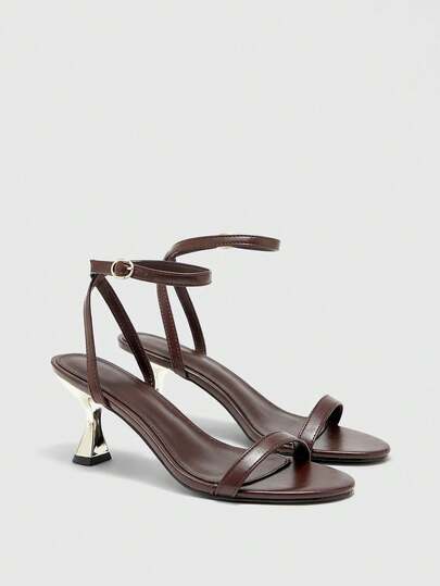 CUCCOO CHICEST 女士搭扣设计优雅高跟凉鞋，适合日常穿着