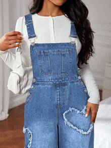 SHEIN 少女款毛边心形牛仔宽松背带裤 - 中等水洗藍 - 查看 5