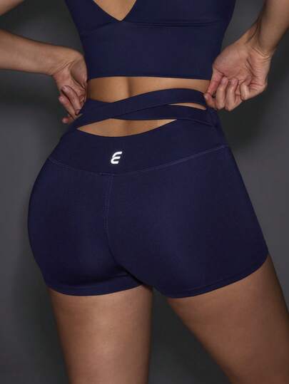 Eassivo 女士交叉镂空露背休闲健身运动短裤