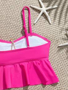 SHEIN Bộ đồ bơi tankini viền bèo nhún họa tiết sao biển ánh kim cho bé gái tuổi teen, thích hợp cho kỳ nghỉ hè ở bãi biển. Bộ đồ bơi hai mảnh màu hồng nhạt họa tiết sao biển, thân thiện với da và nhanh khô, phù hợp cho trẻ em cỡ trung bình và lớn, trang phục ngọt ngào và dễ thương cho bé gái mặc ở bãi biển, hồ bơi và kỳ nghỉ. Đồ bơi hai mảnh màu hồng cho bé gái, đồ bơi hai mảnh họa tiết sao biển. - Màu Hồng Tươi - Xem 3