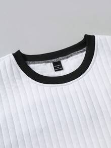 Manfinity Roghcode Áo thun nam size lớn thêu họa tiết, màu trắng, mùa hè, streetwear, du lịch thành phố, họa tiết sọc dọc, phong cách đường phố, quà tặng hàng ngày cho bạn trai - Nhiều màu - Xem 6