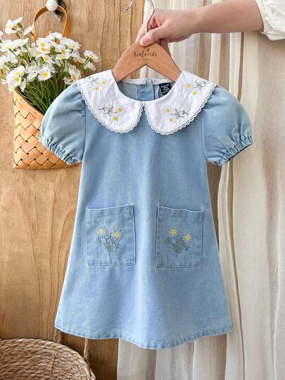 Vintaside Kids Vestido vaquero informal y holgado de manga corta para niñas pequeñas, con diseño de cuello blanco y bordado de margaritas. Hecho de denim de algodón suave y ligero, un artículo de moda imprescindible para niñas con estilo. Adecuado para uso en primavera/verano, casual, OOTD, salidas, fiestas. Nueva llegada del verano 2026