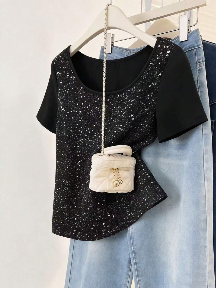 Franclia 优雅法式风格，针织面料，闪亮银色，短袖，柔软飘逸，易于搭配，适合通勤、工作、上学、职场等场合，高贵典雅，清新活力，质感上乘，尽显女性魅力，修身显瘦，休闲约会亦可，正式场合亦可，经典百搭色，新款夏季女士T恤 - 黑色 - 查看 1