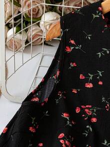 SHEIN PETITE Đầm babydoll họa tiết hoa nhí dành cho nữ, kiểu dáng thoải mái, không tay, thích hợp cho kỳ nghỉ hoặc mặc hàng ngày. - Nhiều màu - Xem 5