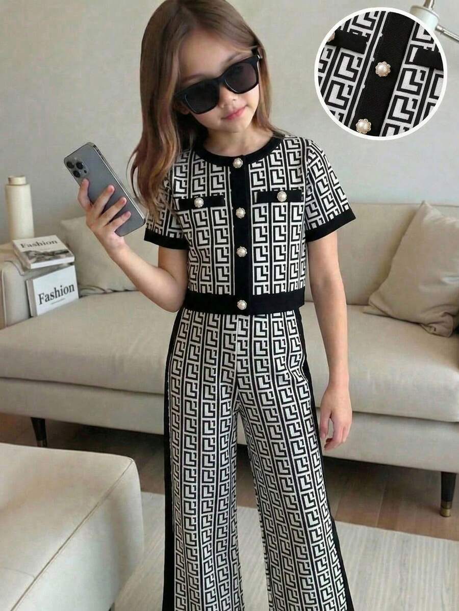 SHEIN 女童圆领前扣短袖上衣和裤子套装，优雅夏季装扮 - 彩色 - 查看 1