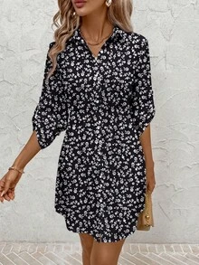 SHEIN Clasi 休闲简约度假波西米亚风优雅浪漫复古黑白碎花图案连衣裙，适合海滩、度假、女士夏季穿搭，衬衫式纽扣短裙 - 彩色 - 查看 3