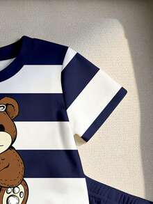 SHEIN 2件套男女童0-3岁男婴休闲撞色条纹小熊图案圆领短袖T恤和短裤套装，适合户外、运动、上学、春夏穿着。 - 彩色 - 查看 3