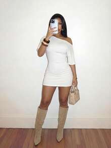 Slaydiva 2026春夏新款休闲街头性感白色单肩修身系带迷你连衣裙。适合日常穿着、度假、旅行、约会、婚礼季、婚礼宾客、海滩、西部风、游牧风、休闲、机场穿搭、早午餐、返校季、波西米亚风等场合。 - 白色 - 查看 4