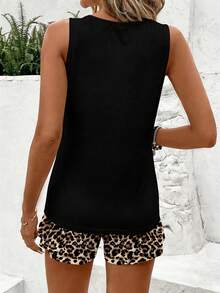 EMERY ROSE Bộ đồ nữ gồm áo tank top cổ tròn và quần short, thích hợp cho mùa hè. - Nhiều màu - Xem 2