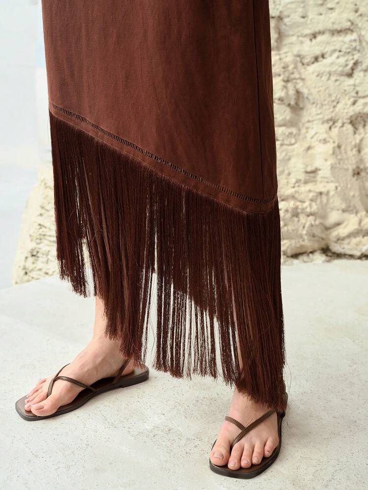 LINEN BLEND V-NECK SLEEVELESS TASSEL MIDI DRESS