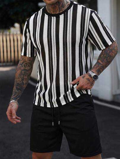 Manfinity CasualCool Men's Round Neck Short Sleeve T-Shirt Set, Men's Black T-Shirt Set, Men's Knitted Crochet Sweater & Woven Shorts T-Shirt Set, Men's Casual T-Shirt Set, Suitable For Daily Outings, Gathering With Friends, Commuting, It Is An Excellent Gift For Boyfriend Or Husband