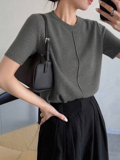 FRIFUL Áo thun nữ màu kaki trơn cổ tròn tay dài dáng rộng thoải mái đa năng, thích hợp cho mùa thu.