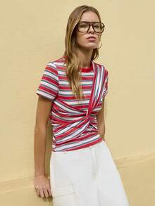 Nöista 女士条纹圆领扭褶休闲百搭日常短袖T恤 - 紅色 - 查看 1