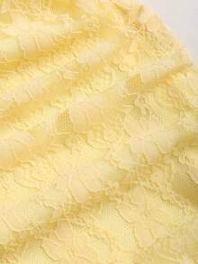 Sweetra 女士新款时尚百搭弹力蕾丝连衣裙，镂空腰带迷你连衣裙 - 淡黃色 - 查看 7
