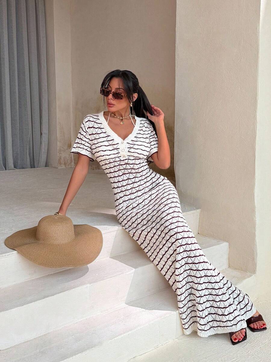 ZIRRA 女式条纹V领短袖针织连衣裙 - 白色 - 查看 1