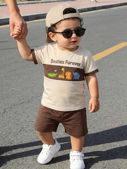 Conjunto de camiseta de cuello redondo con parches y contraste de colores para bebé niño, con diseño de dibujos animados lindos y letras, casual y de moda
